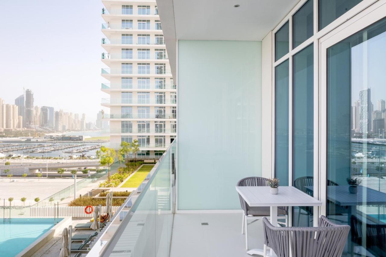 Ultra Luxury Emaar Beachfront - Private Beach And Pool Дубай Экстерьер фото