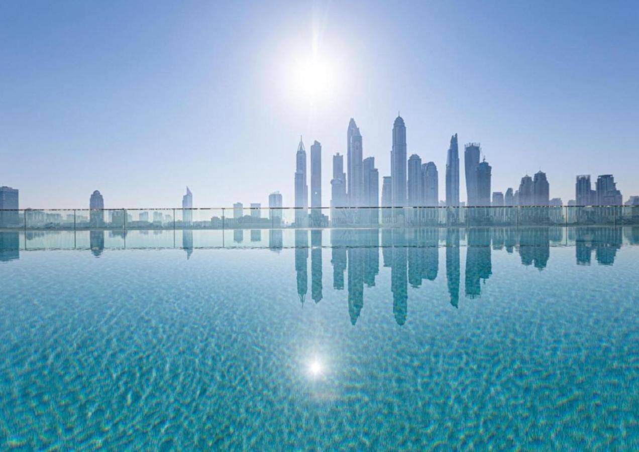 Ultra Luxury Emaar Beachfront - Private Beach And Pool Дубай Экстерьер фото