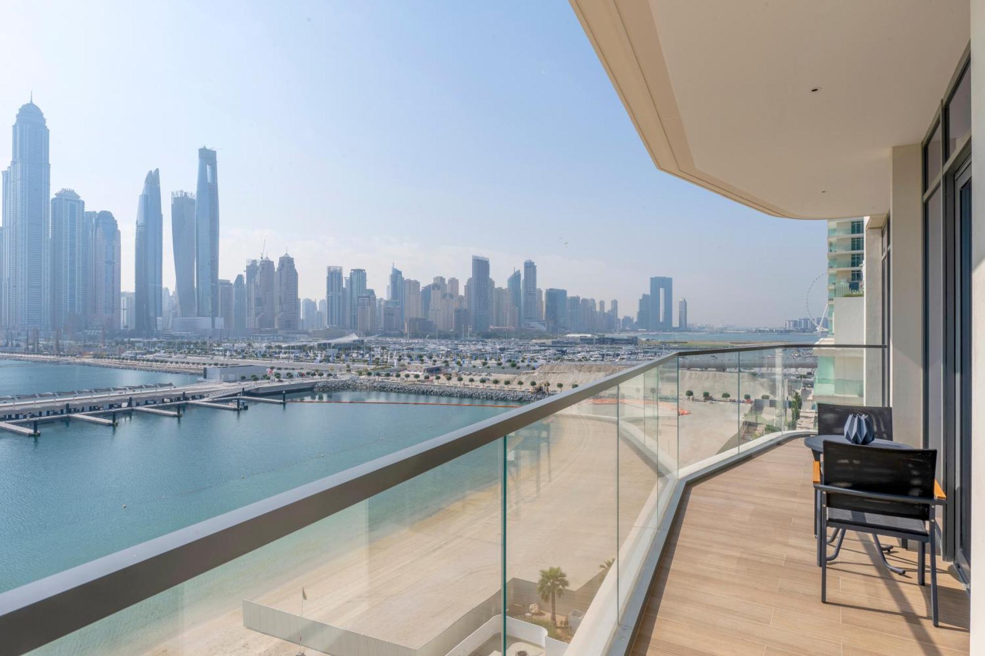 Ultra Luxury Emaar Beachfront - Private Beach And Pool Дубай Экстерьер фото